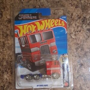 2026 Hot Wheels Optimus PRIME  SCREEN TIME 27/250 + CAES